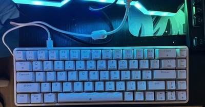 TAKB T68SE 68-Key Mechanical Gaming Keyboard   White(Tested-Working)