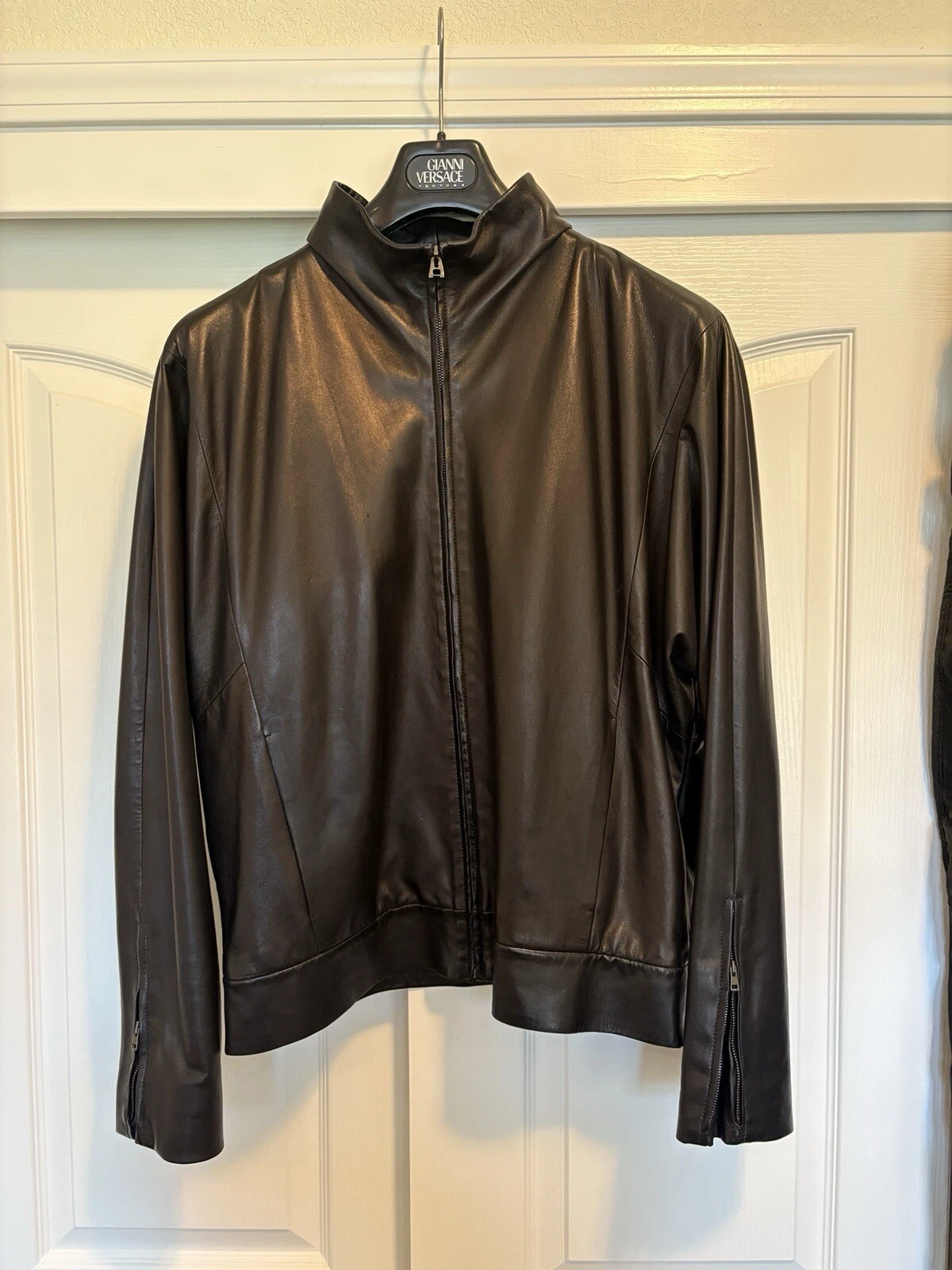 Bomber Gucci uomo grande design Tom Ford in pelle nera con zip