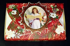 Punch Studio 4 oz Cranberry Soap Bar Keepsake Box Christmas Angel Holly 67620