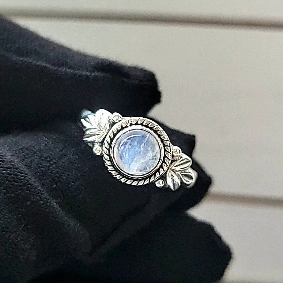 Pinecone Inspired Design Moonstone Ring - Image 3 of 4
