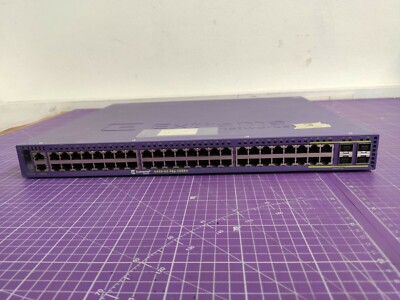 Extreme Networks X440-G2-48P-10GE4 Gigabit Switch (P/N: 16535)/3(UR)