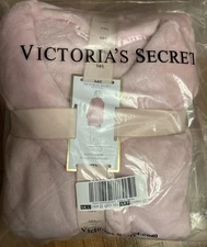 Victorias Secret Short Cozy Plush Robe Size M/L - Pink NEW VS