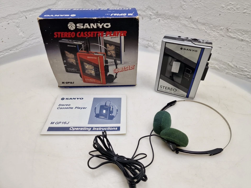 Genuine Sanyo MGP16J Stereo Cassette Player Headphones - Image 2 of 4