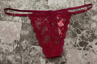 VICTORIA'S SECRET S MAROON LACE ROSE APPLIQUE ADJUSTABLE STRAP V STRING PANTIES