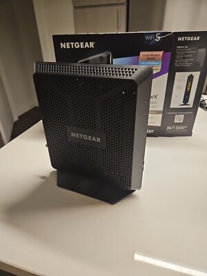 NETGEAR Nighthawk C7000v2 AC1900 Wi-Fi Cable Modem Router DOCSIS 3.0 Dual Band 