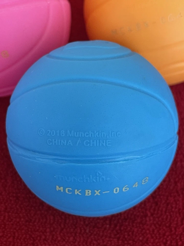 Munchkin 2016 Set of 3 Soft Plastic Bouncy Balls - Orange, Pink & Blue - Image 4 of 4