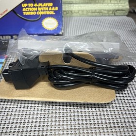 1990 NINTENDO NES FOUR SCORE FOUR PLAYER MODULE ACCESSORY Damaged Box