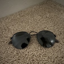 Ray-Ban Polarized Round Metal Sunglasses Black Frame Gray Glass Lenses