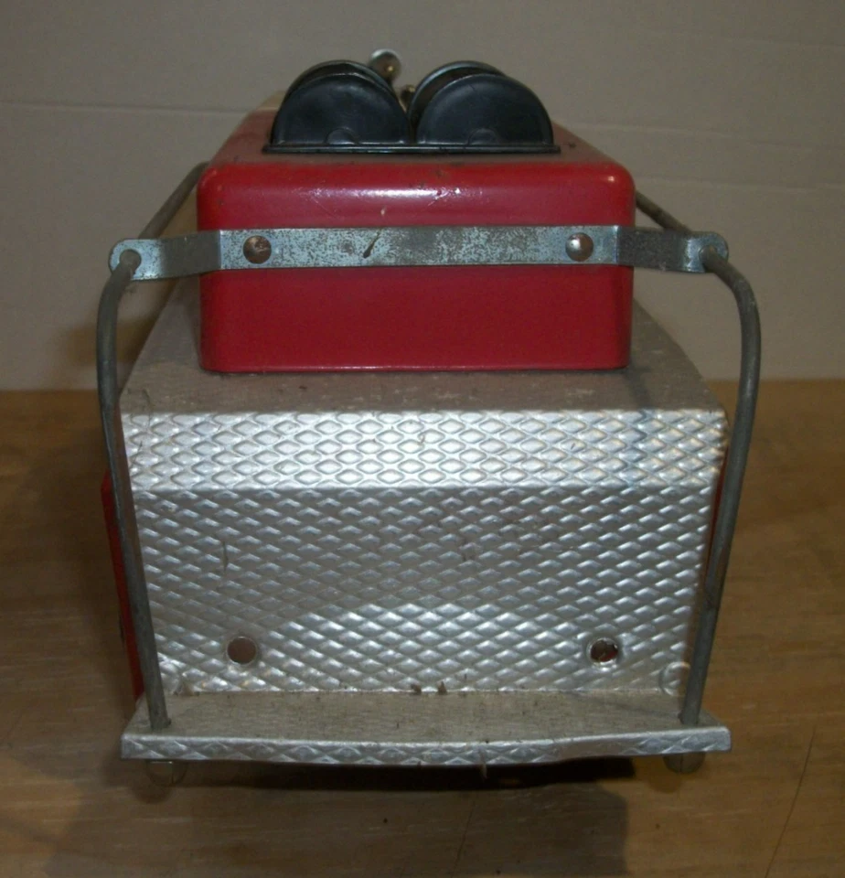 VINTAGE 1960's Nylint Pumper Fire Truck Pressed Steel Truck 11" Pressed Steel  - Image 4 of 4