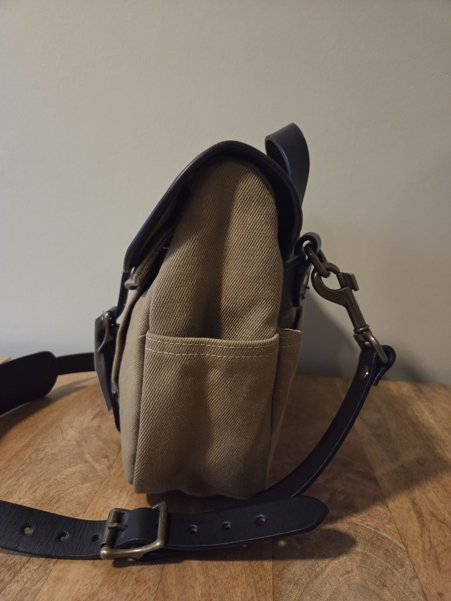 【送料無料・Filson】Small Field Shoulder Bag レア 送料無料・Filson】Small Field Shoulder Bag レア