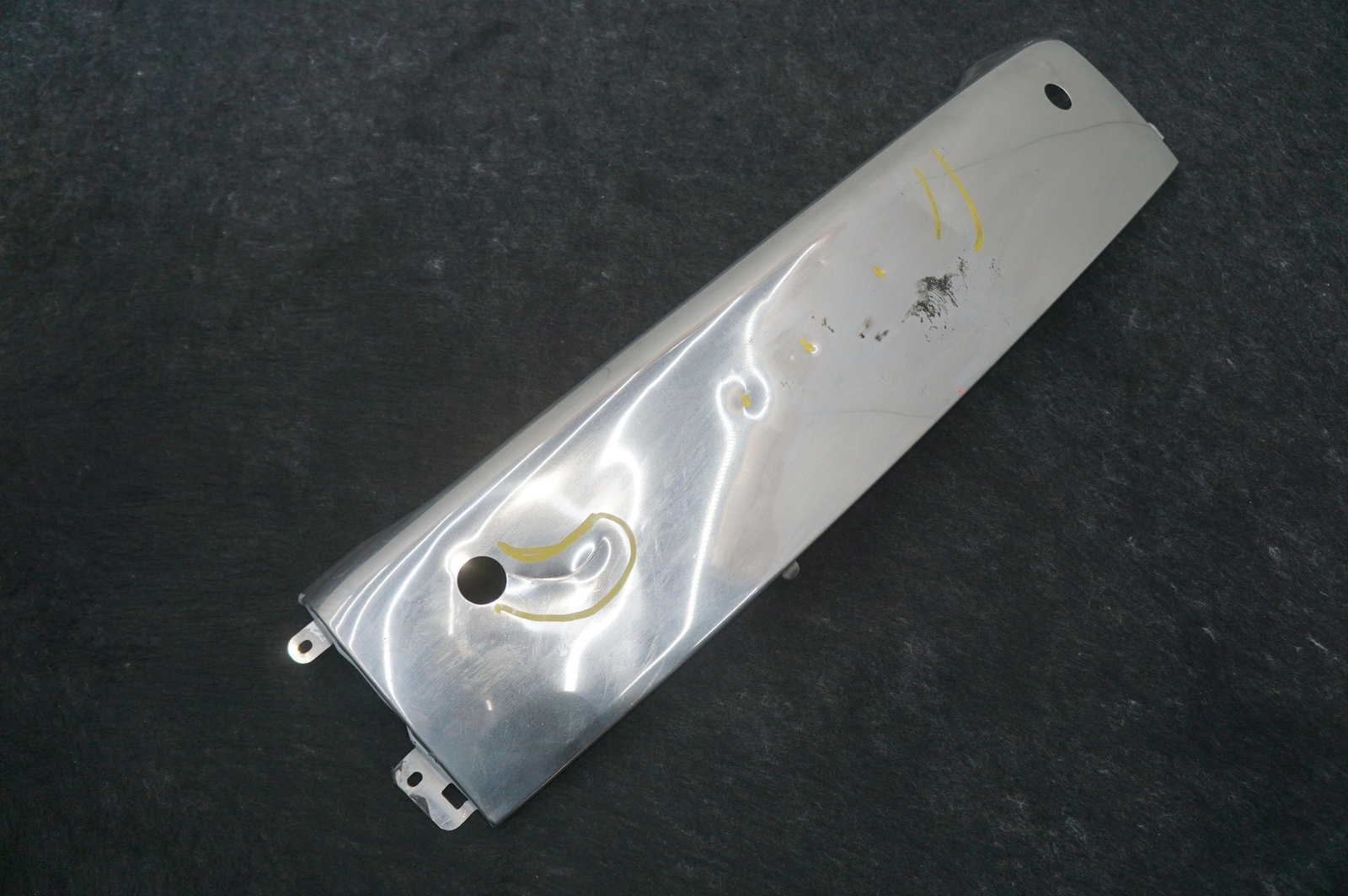 Front Lower Grille Tank Cover 51137219635 Rolls Royce Ghost Series I 09-14 *Note