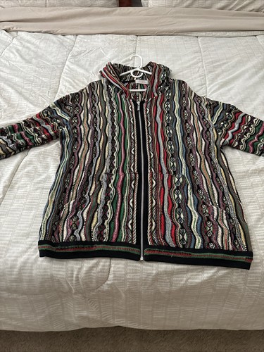 100% Authentic Men’s X Large Coogie Sweater