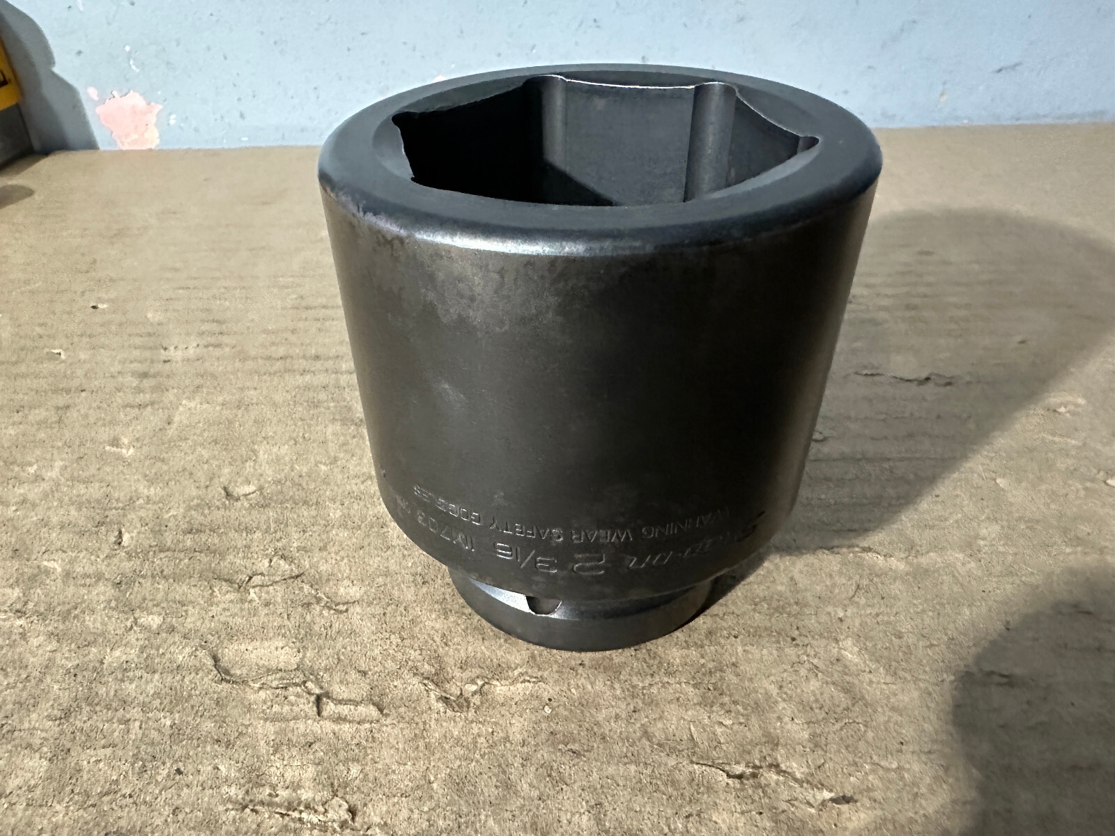 snap-on-tools-im703-1-drive-6-point-2-3-16-impact-socket-usa-mint