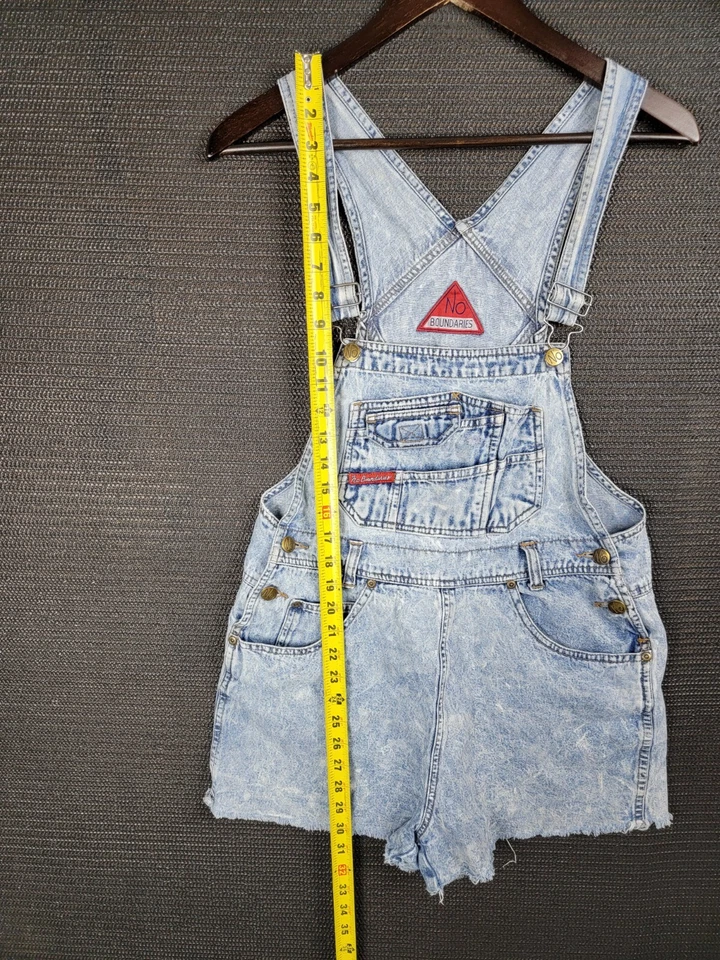 No Boundaries jean shorts denim overalls size medium acid wash cut off - Image 2 of 4