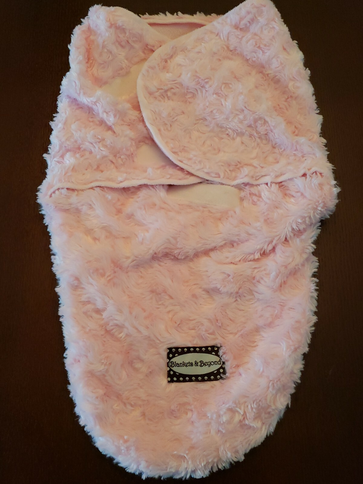 Blankets & Beyond Baby Swaddle Blanket Pink 03 Months Nursery Infant
