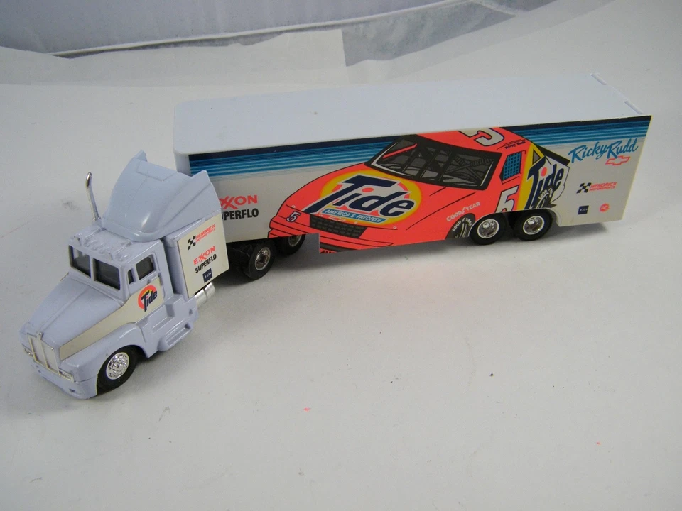 RICKY RUDD TIDE #5 TRANSPORTER AND CARS - Image 4 of 4