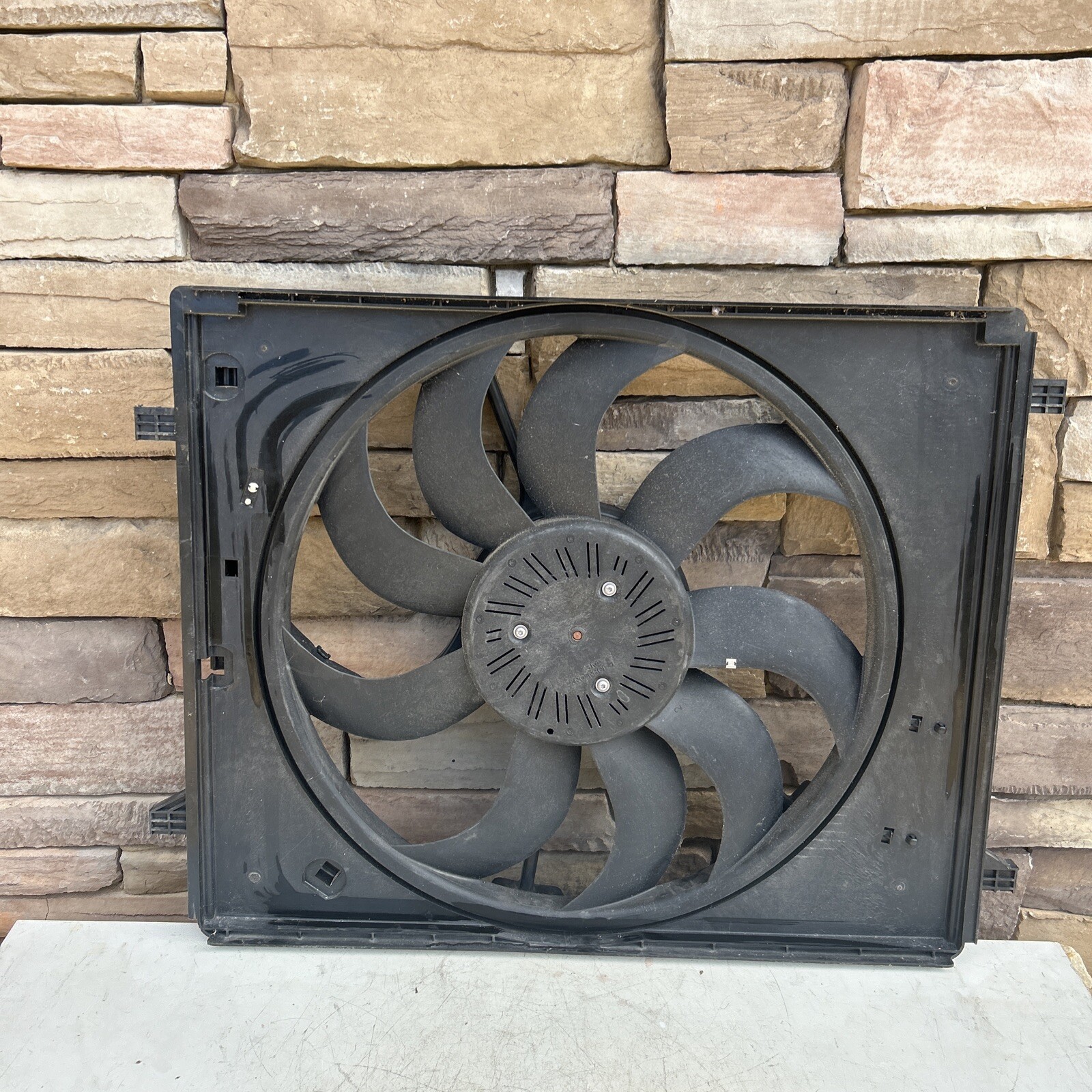 2014 - 2016 Maserati Ghibli Electric Radiator Fan 3.0T V6 Engine 670102597
