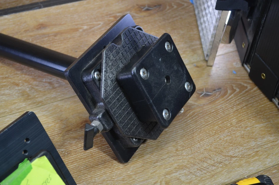 一对正品杆支架安装适用于羽绒钓具 — 第 4/4 张图片