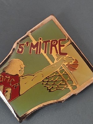 Pin's Retro alter Basketball St Mitre, Abzeichen Sammlung Vintage Basketball Frankreich