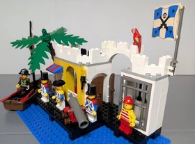 LEGO 6267 Lagoon Lock-Up Tavern Pirates Imperial Soldiers Minifigs