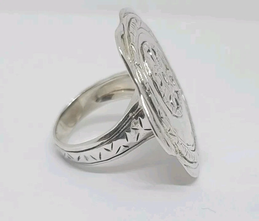 Silpada Legacy Sterling Silver 925 Shield CZ accent Ring Size 5.5 - Image 3 of 4