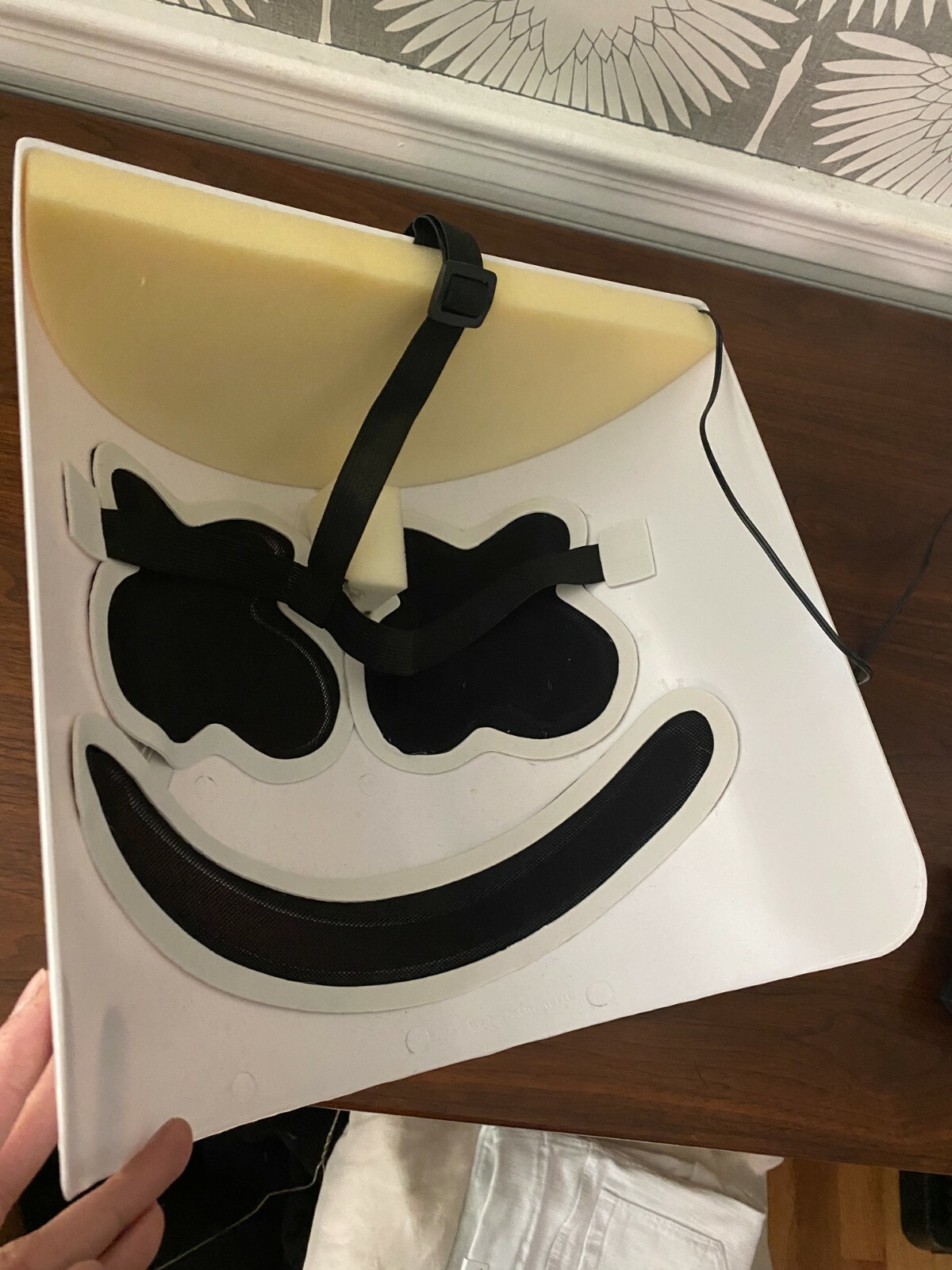 DJ Marshmello Light Up WhiteEL Helmet Mask Halloween… Gem