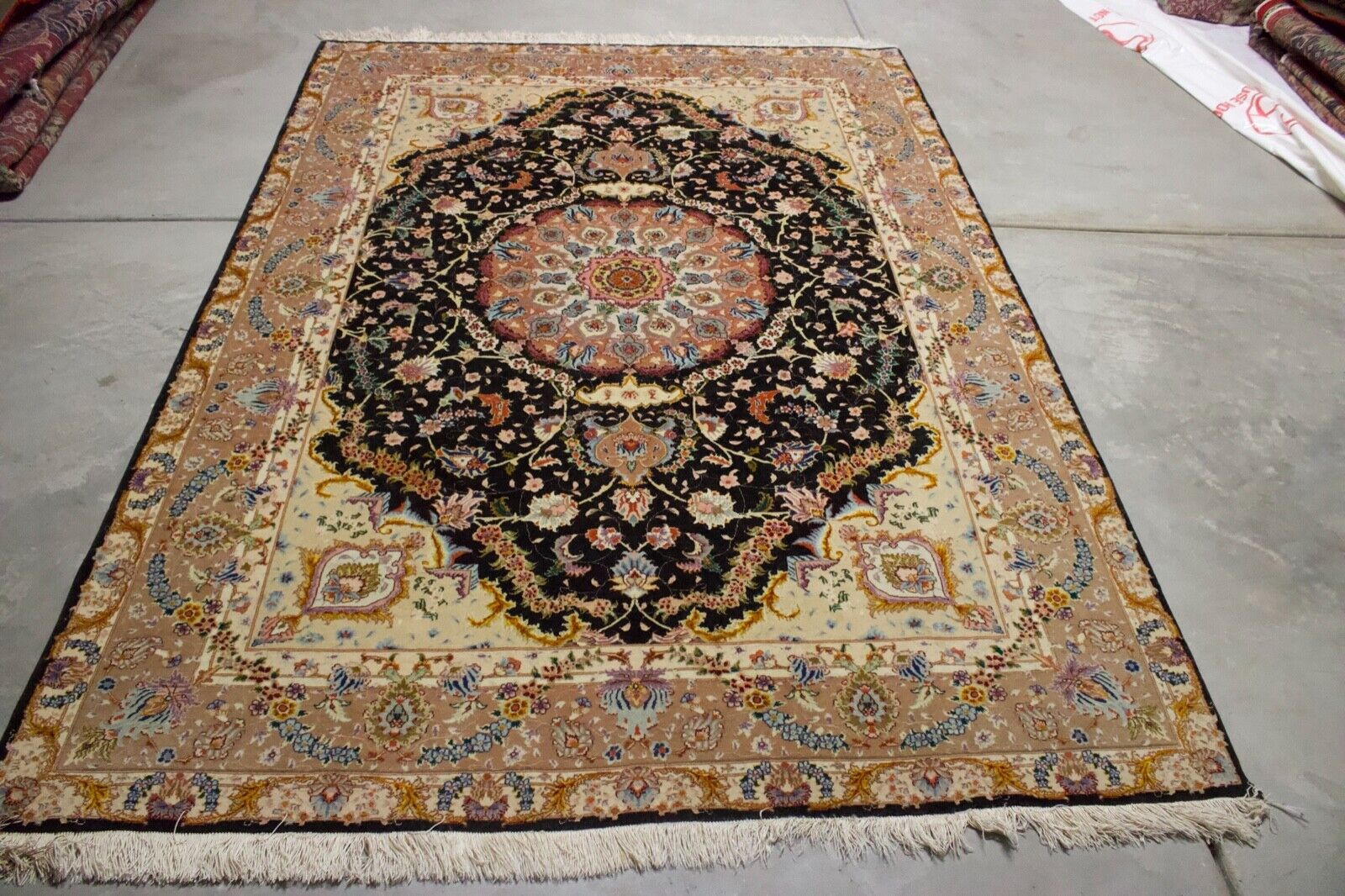 8x5.7HANDMADE ANTIQUE   RUG  MASTERPIECE ONE OF THE KIND WOOL AND SILK