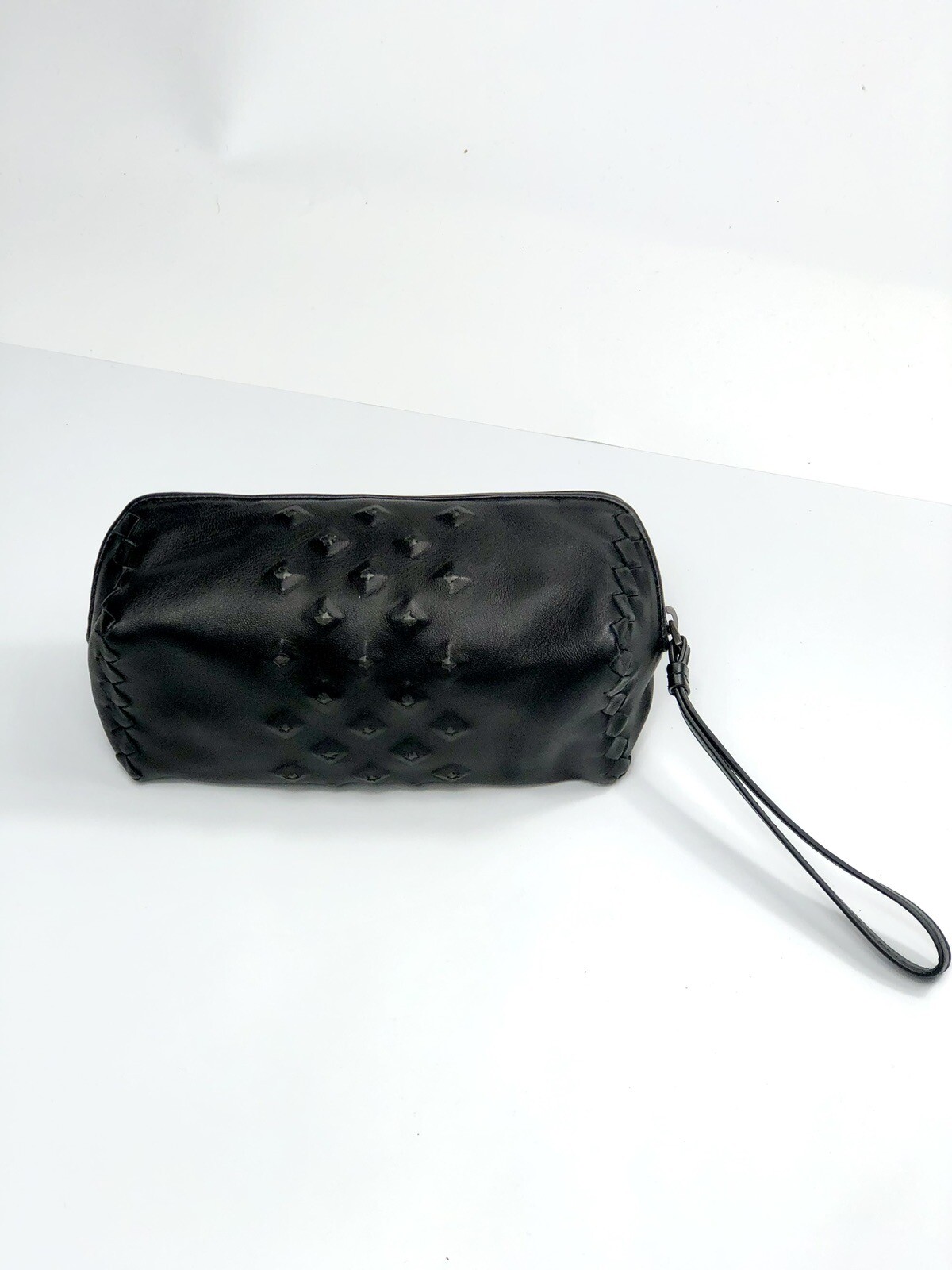 New Authentic Rare Bottega Veneta Intrecciato Black Leather Pouch Bag image 5