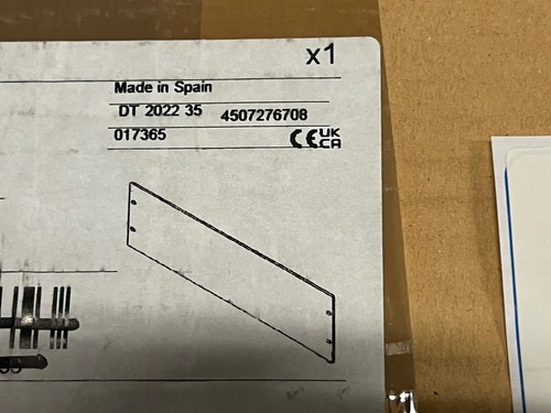 Schneider NSYCRT4A6U 19p-Blindplatte plate 6U Alu 4mm