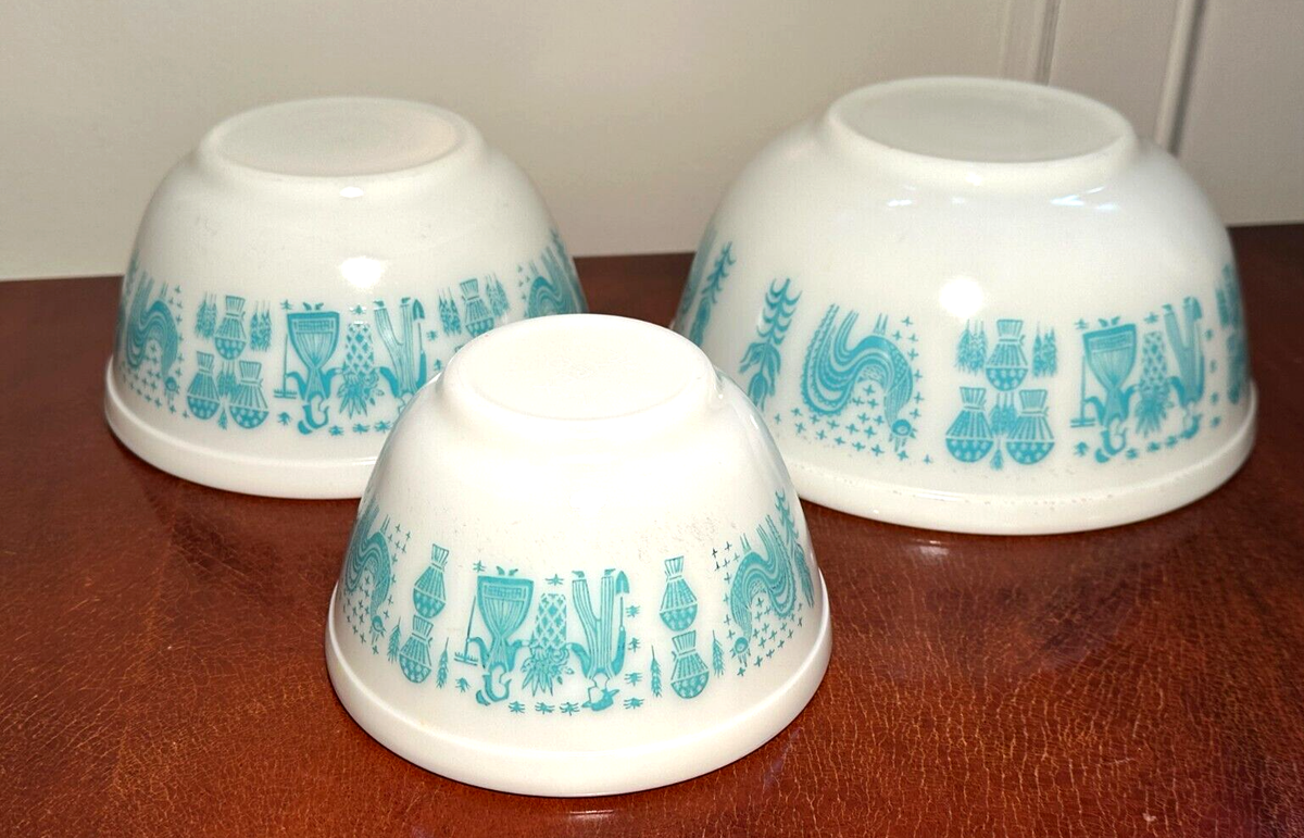 Pyrex アーミッシュ3点セット Vtg PYREX Set 3 Turquoise Blue & White Amish Butterprint Nesting