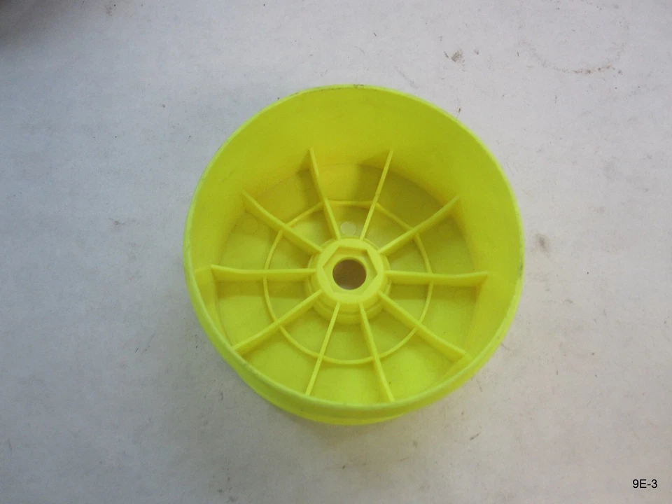 Lot of 9 Truggy Wheels Yellow Truss 8th 83mm Velocity VTR4.0" Front or Rear - Image 4 of 4