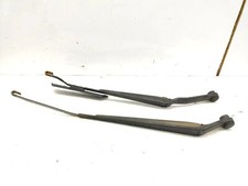 MAZDA 626 1998 1.8 66KW LHD Limousine Frontscheibenwischerarm Satz L + R GE4VB