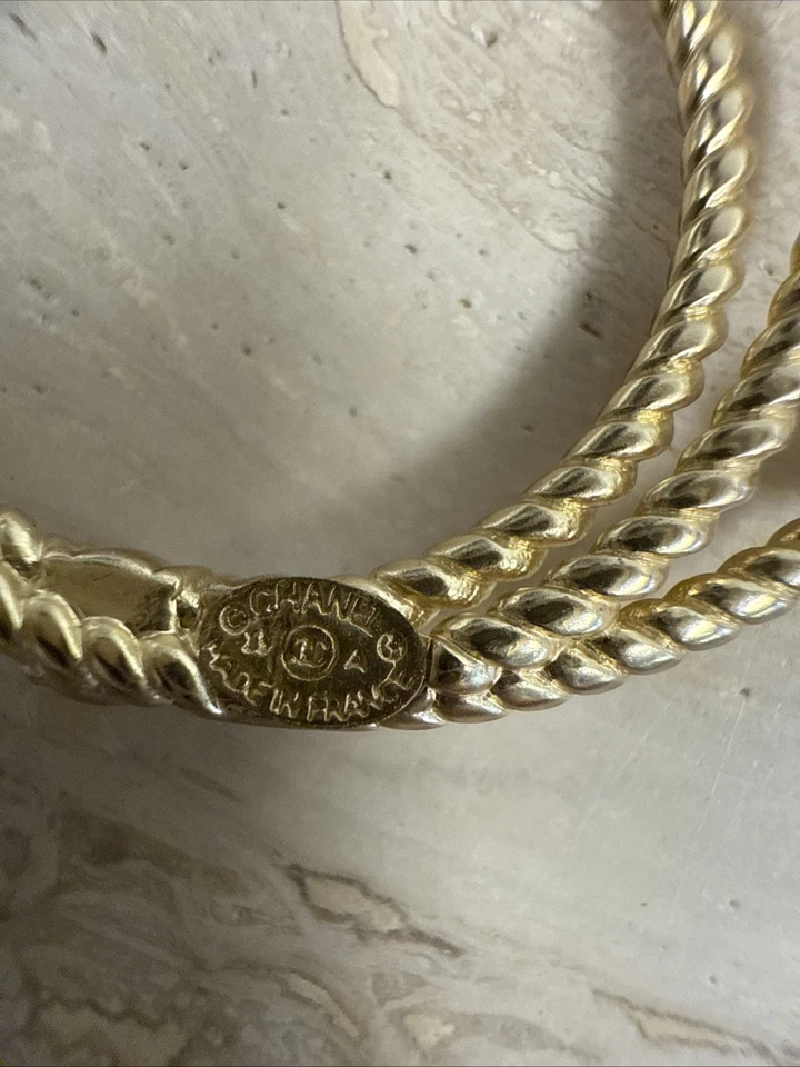 Pendientes CHANEL Vintage Logo CC Oro Estrás Aro Perla FS Foto 4 de 4