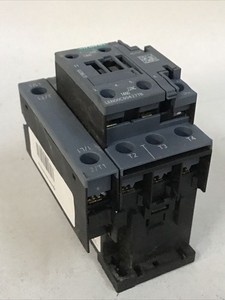 Siemens LEN00C004277B Lighting Contactor 30A 4P 600V 3PH Coil 277V Panel Mount