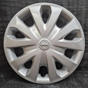 USED Nissan Versa 53087MD 15" Hubcap OEM 2019 2018 2017 2016 2015 2014 2013 2012