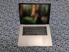 Macbook Pro 15" 2019 2.3GHz 8-core Intel I9 Intel Intigrated 16gb 512gb silver