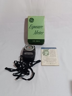 GE Light Exposure Meter Type DW-68 in Original Box w/Manual Untested