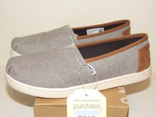 Toms Classic Frost Grey Chambray Big Boys Youth Size 4 Casual Slip On Shoe NEW