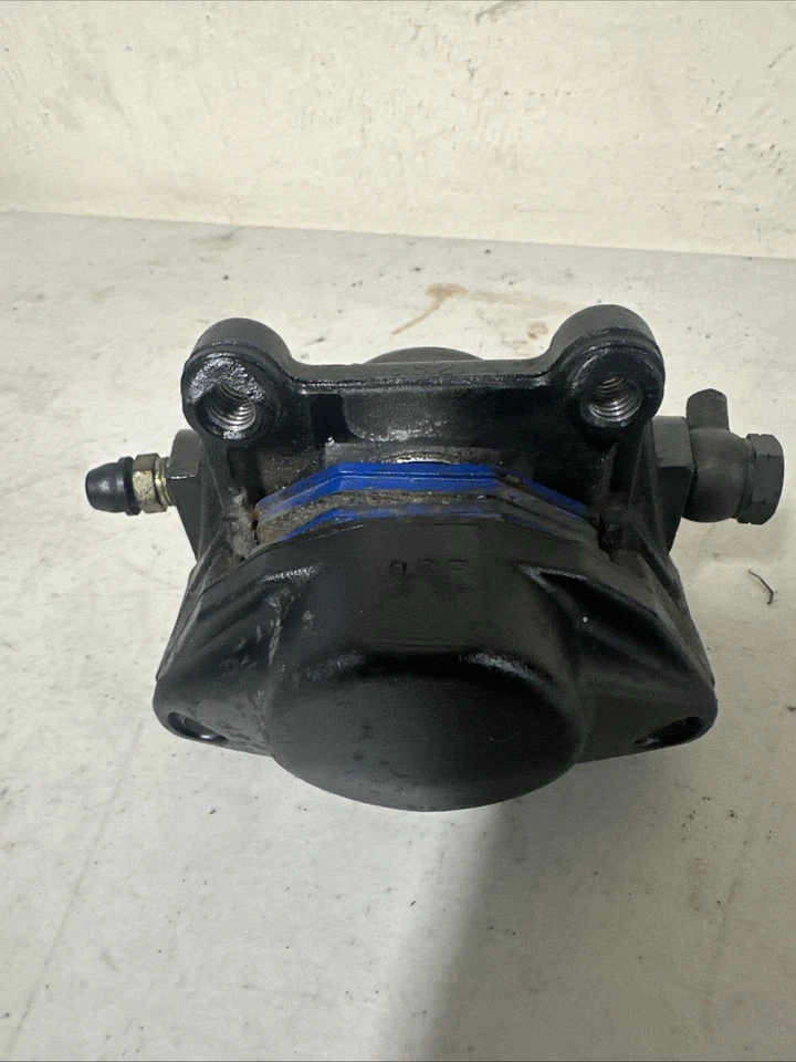 2005 Vespa Granturismo 200 Rear Brake Caliper OEM ✅ - Image 3 of 4