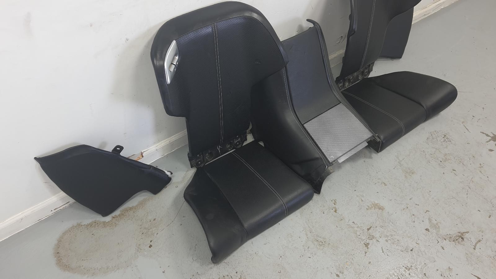 2004-2012 Aston Martin DB9 Rear Seats, Black Leather w/Center Cover w/o Headrest