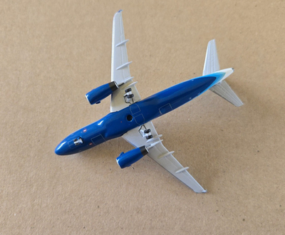 1:400 Airbus A319-100 United Airlines N818UA Blue Tulip