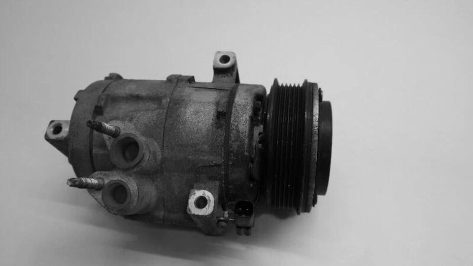 2012 Lincoln MKS A/C Compressor OEM 514157 Black 130k Miles Warranty - Image 3 of 3
