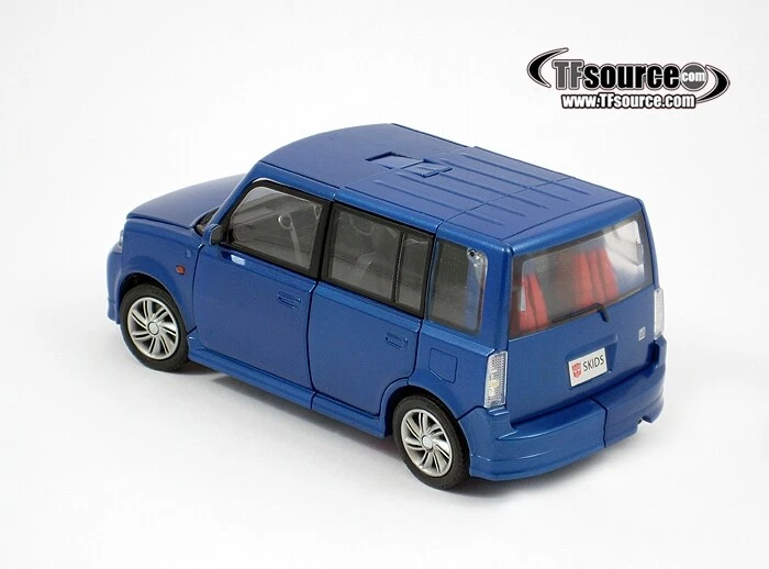 Takaratomy Transformers Binaltech BT-16 Skids Feat. Toyota BB X Version - Image 4 of 4