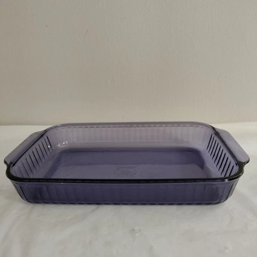 Vintage Pyrex 233-S Amethyst Purple 3Qt 13"x9"x3" Baking Dish