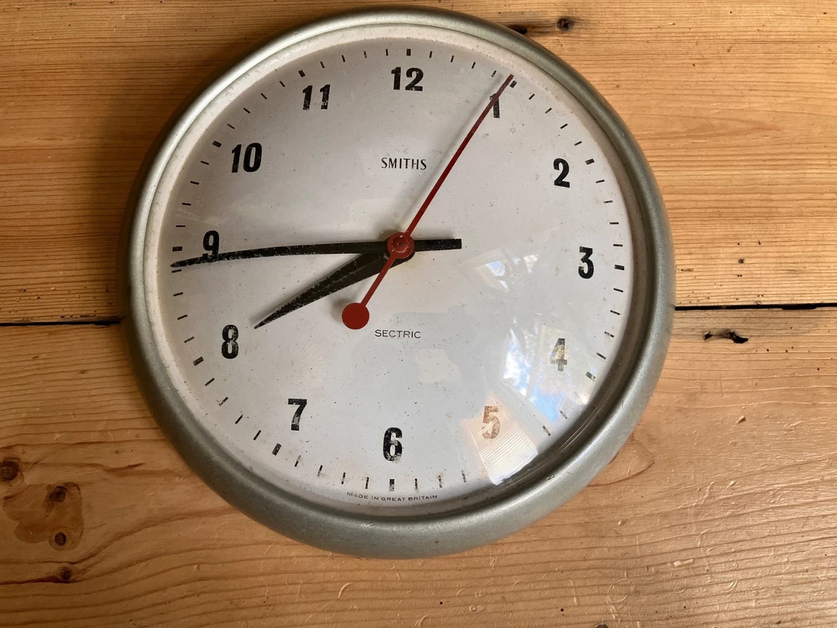 Smiths Sectric Wall Clock in Antique Wall Clocks (1900-Now) for