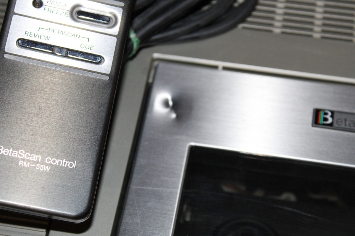 Vintage Sony SL-5400 Betamax VCR Videocassette Recorder with RM