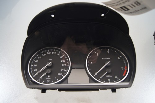 Kombiinstrument Display BMW 3 E90/91 SED/TOU 05-12 318d mk1 N47-D2 N47-D20C 6210