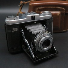 Zeiss Ikon Ikonta 523/16 w/Novar f/4.5 75mm - Case - Excellent vintage condition