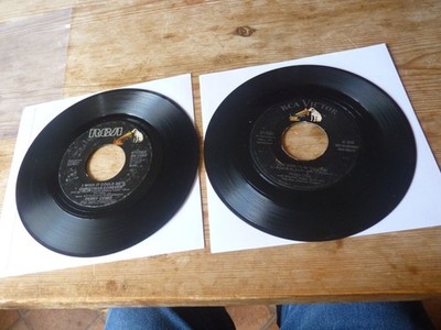 Perry Como 2 USA 7''s I Wish It Could Be Christmas plays VG/G Just Born VGminus