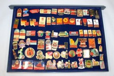 Coca-Cola PIN Konvolut #29 SAFE box 73 Pins Sport Olympia Weihnachtsmann Alien